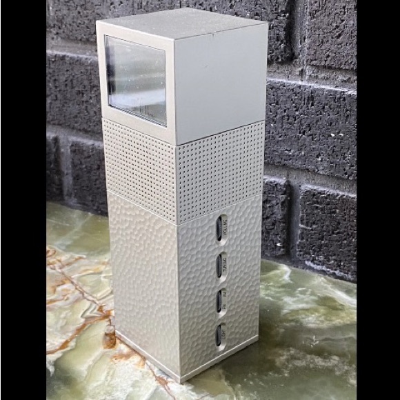 VINTAGE 1990s PHILIPPE STARCK for TARGET WET DRY DIGITAL SALTON CLOCK RADIO AMFM - Picture 2 of 11